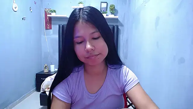 Snapshot of Letty_Plugxo chatting on May 2026 03:10:01 PM Letty Plugxo online show from May 2026 03:10:01 PM