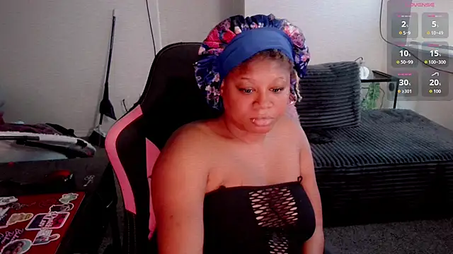 lexilove8 online show from October 2025 11:47:01 PM