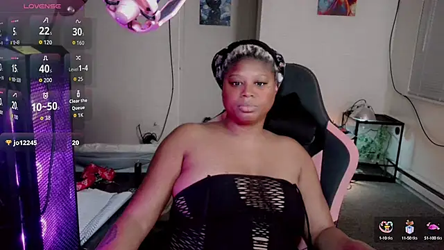 lexilove8 online show from September 2025 03:24:02 AM