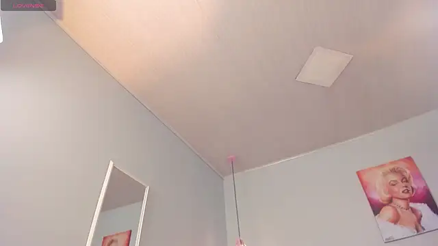 ScarletGV online show from March 2025 04:16:02 AM