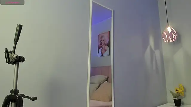 ScarletGV online show from March 2026 03:41:02 AM