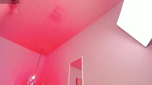 ScarletGV online show from October 2025 09:15:02 PM