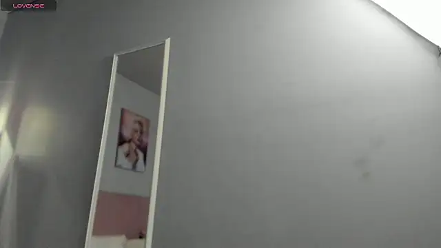 ScarletGV online show from February 2026 05:42:01 AM