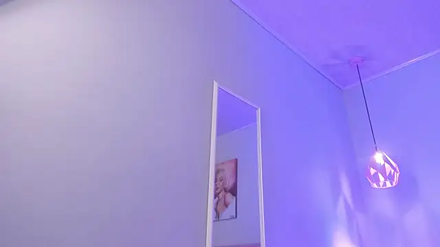 ScarletGV online show from December 2025 04:02:02 AM