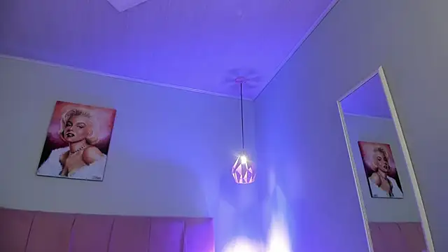 ScarletGV online show from December 2025 04:47:01 AM