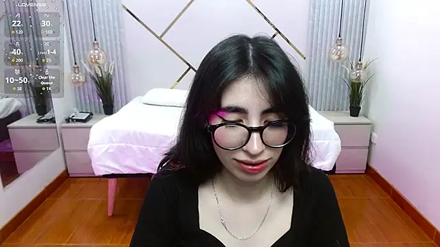 LenaRoses online show from September 2025 09:03:01 PM