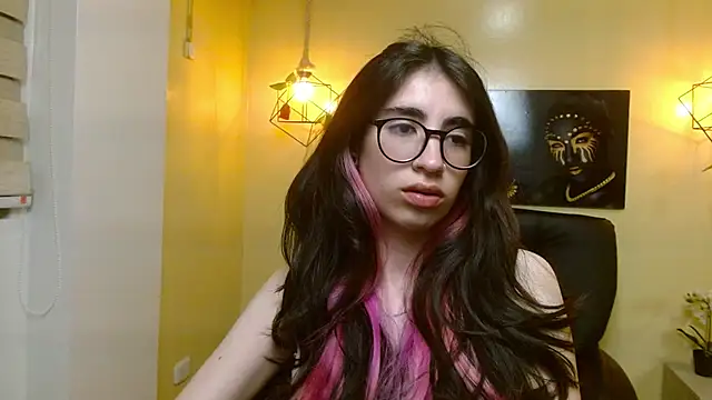 LenaRoses online show from March 2025 06:29:01 PM