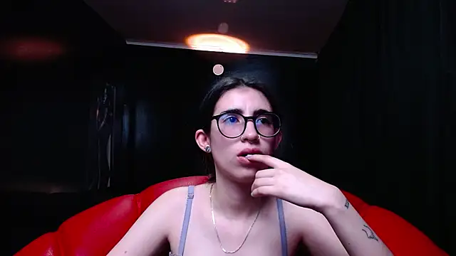 LenaRoses online show from February 2025 06:34:02 PM