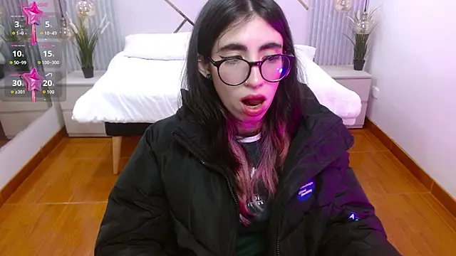 LenaRoses online show from November 2025 12:53:02 PM