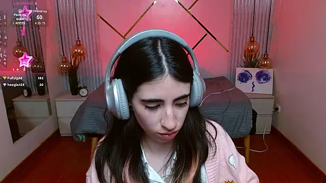 LenaRoses online show from April 2026 09:39:33 PM