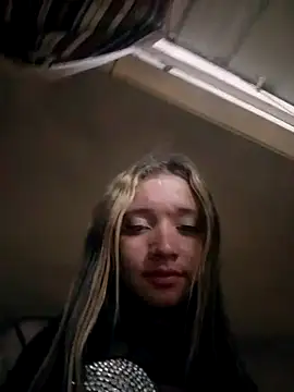 Valerii Gil online show from February 2025 08:38:01 AM