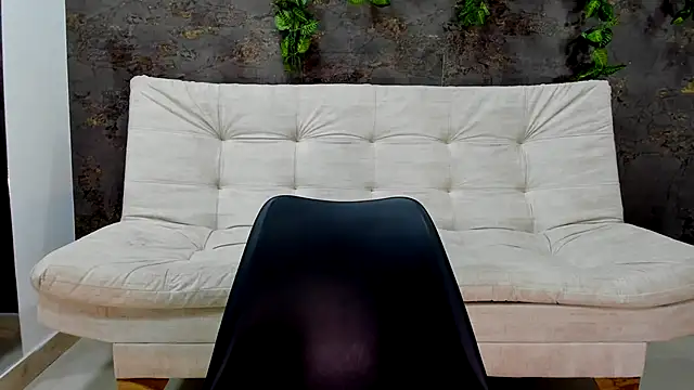 alice greco online show from December 2025 07:52:01 PM