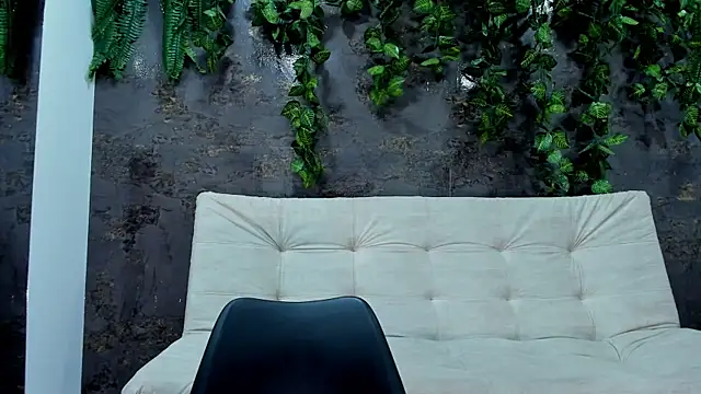 alice greco online show from December 2025 09:14:01 PM