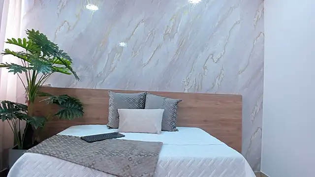 alice greco online show from October 2025 03:02:02 PM