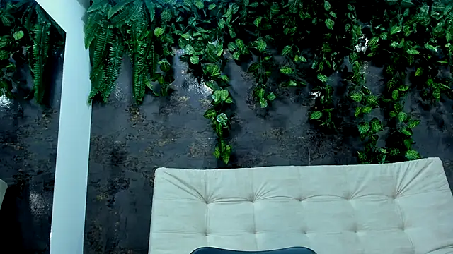 alice greco online show from November 2025 07:58:01 PM