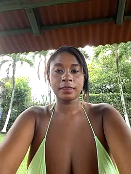 HanaThompson online show from March 2025 03:12:01 PM