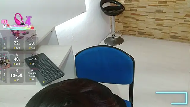 mrskatty online show from October 2025 07:15:01 PM