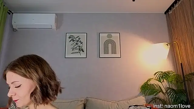Naomi Girly online show from June 2026 06:06:02 PM