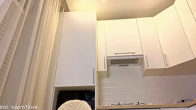 Naomi Girly online show from March 2026 06:08:02 PM