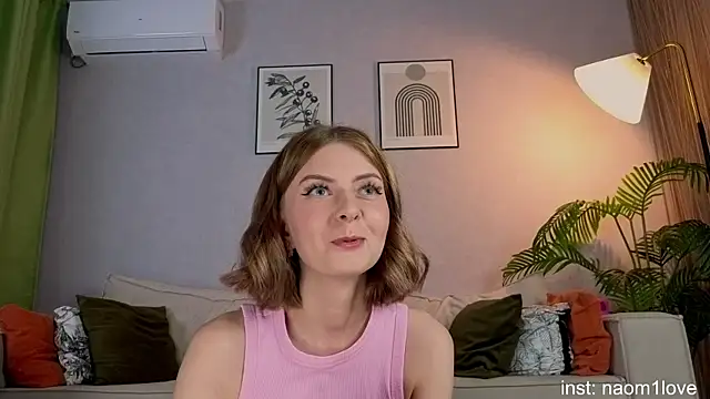 Naomi Girly online show from June 2026 06:36:01 PM