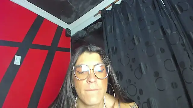 Chaminela 27 online show from February 2025 03:49:01 PM