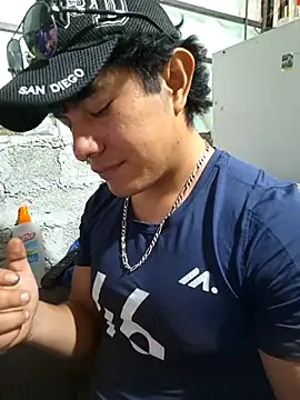 Snapshot of GusssHOT chatting on October 2025 08:53:01 PM GusssHOT online show from October 2025 08:53:01 PM