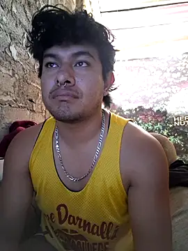 Snapshot of GusssHOT chatting on April 2026 07:26:02 PM GusssHOT online show from April 2026 07:26:02 PM