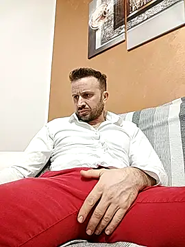 Snapshot of gilera250s chatting on February 2025 08:25:01 PM gilera250s online show from February 2025 08:25:01 PM