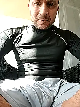 Snapshot of gilera250s chatting on April 2026 03:05:01 PM gilera250s online show from April 2026 03:05:01 PM