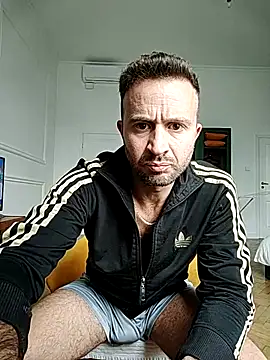 Snapshot of gilera250s chatting on October 2025 11:12:02 AM gilera250s online show from October 2025 11:12:02 AM