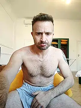 Snapshot of gilera250s chatting on October 2025 01:23:01 PM gilera250s online show from October 2025 01:23:01 PM