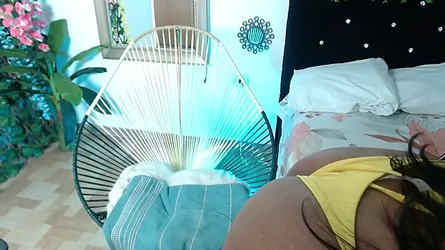 rachel moon  online show from March 2026 11:55:01 PM