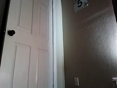 lRainbowBoy online show from April 2026 06:42:02 PM