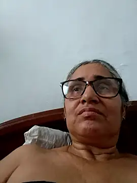 Snapshot of _candi chatting on January 2026 03:18:01 PM candi online show from January 2026 03:18:01 PM