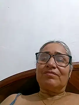 Snapshot of _candi chatting on December 2025 01:44:01 AM candi online show from December 2025 01:44:01 AM