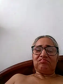 Snapshot of _candi chatting on January 2026 02:22:01 PM candi online show from January 2026 02:22:01 PM