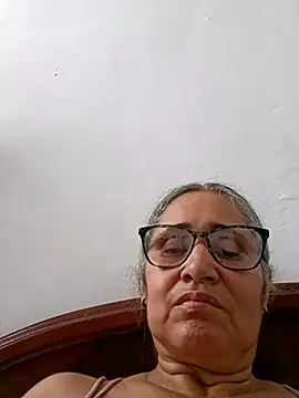 Snapshot of _candi chatting on February 2026 06:30:01 PM candi online show from February 2026 06:30:01 PM