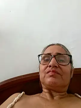 Snapshot of _candi chatting on January 2026 05:31:02 PM candi online show from January 2026 05:31:02 PM