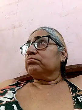 Snapshot of _candi chatting on December 2025 03:03:02 PM candi online show from December 2025 03:03:02 PM