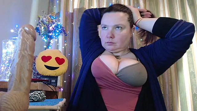 amorelara online show from February 2026 07:10:02 AM