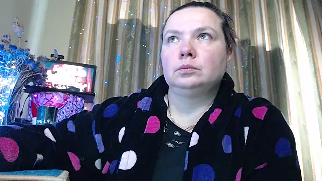 amorelara online show from February 2026 07:06:01 AM