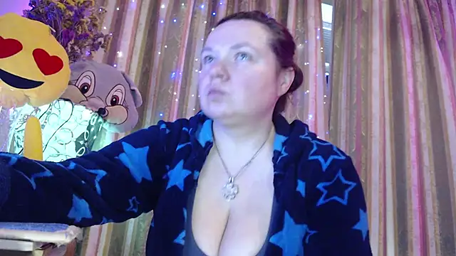 amorelara online show from April 2026 07:36:01 AM