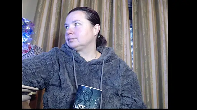 amorelara online show from October 2025 04:39:01 AM