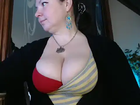 amorelara online show from February 2025 06:38:02 AM