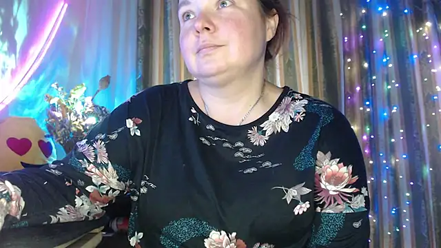 Snapshot of amorelara chatting on July 2026 12:04:01 PM amorelara online show from July 2026 12:04:01 PM