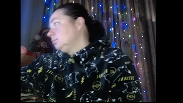 amorelara online show from December 2025 06:19:02 AM