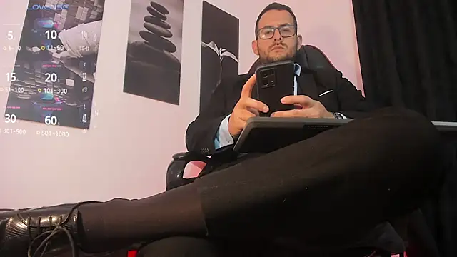 Jerry hot1 online show from February 2026 02:06:02 PM