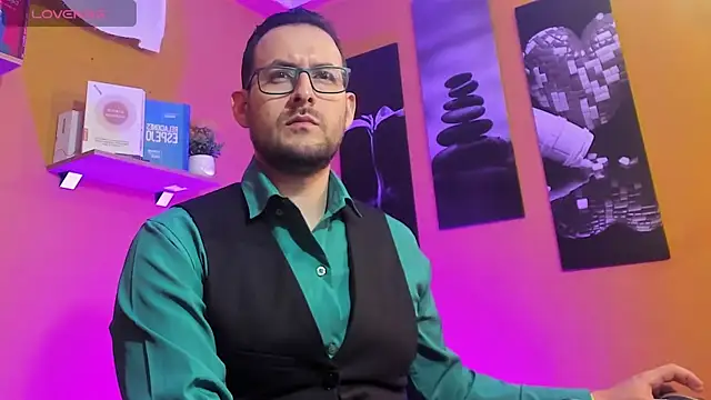 Snapshot of Jerry_hot1 chatting on October 2025 12:37:02 PM Jerry hot1 online show from October 2025 12:37:02 PM