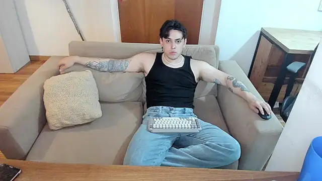 Markuss b online show from February 2025 02:17:02 AM