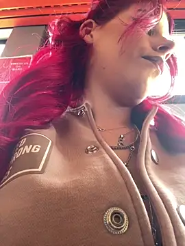 RiriRoseey online show from April 2026 08:08:02 AM